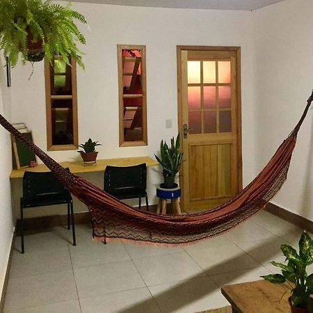 Casinha Aconchegante No Centro De Bonito I Tv, Ar-Condicionado, Bicicletas, Rede, Cozinha E Wi-Fi 20Mb Villa Екстериор снимка