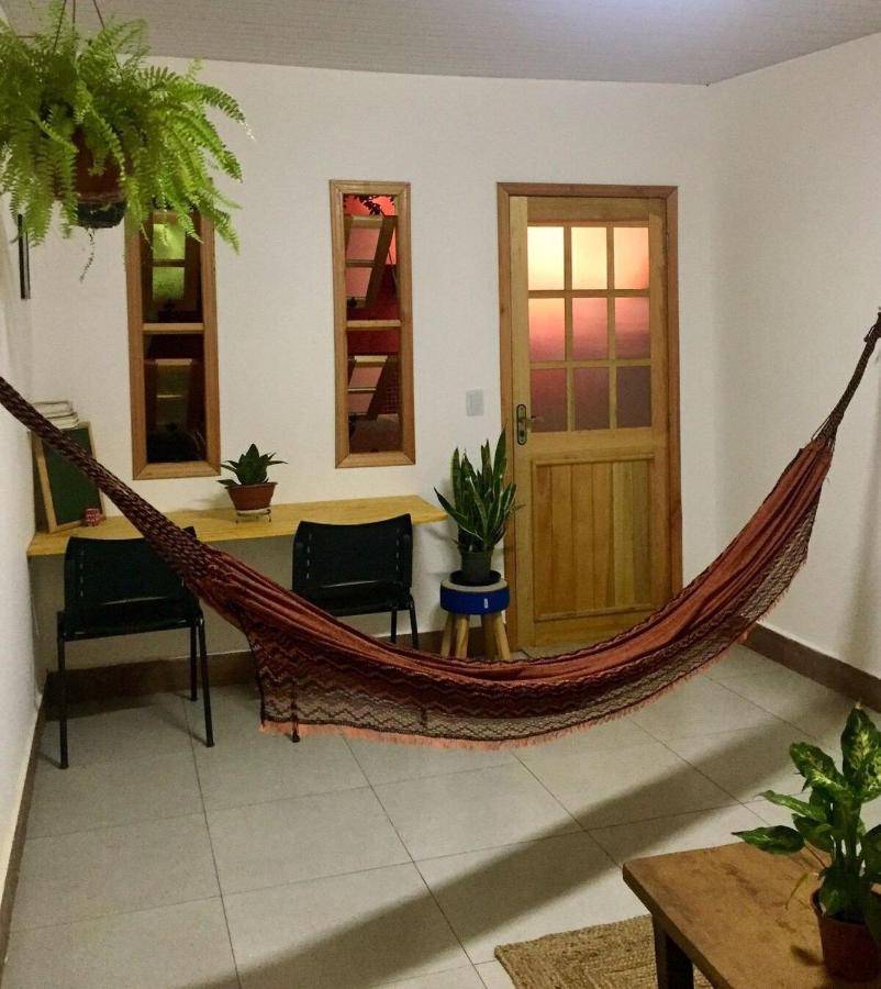 Casinha Aconchegante No Centro De Bonito I Tv, Ar-Condicionado, Bicicletas, Rede, Cozinha E Wi-Fi 20Mb Villa Екстериор снимка